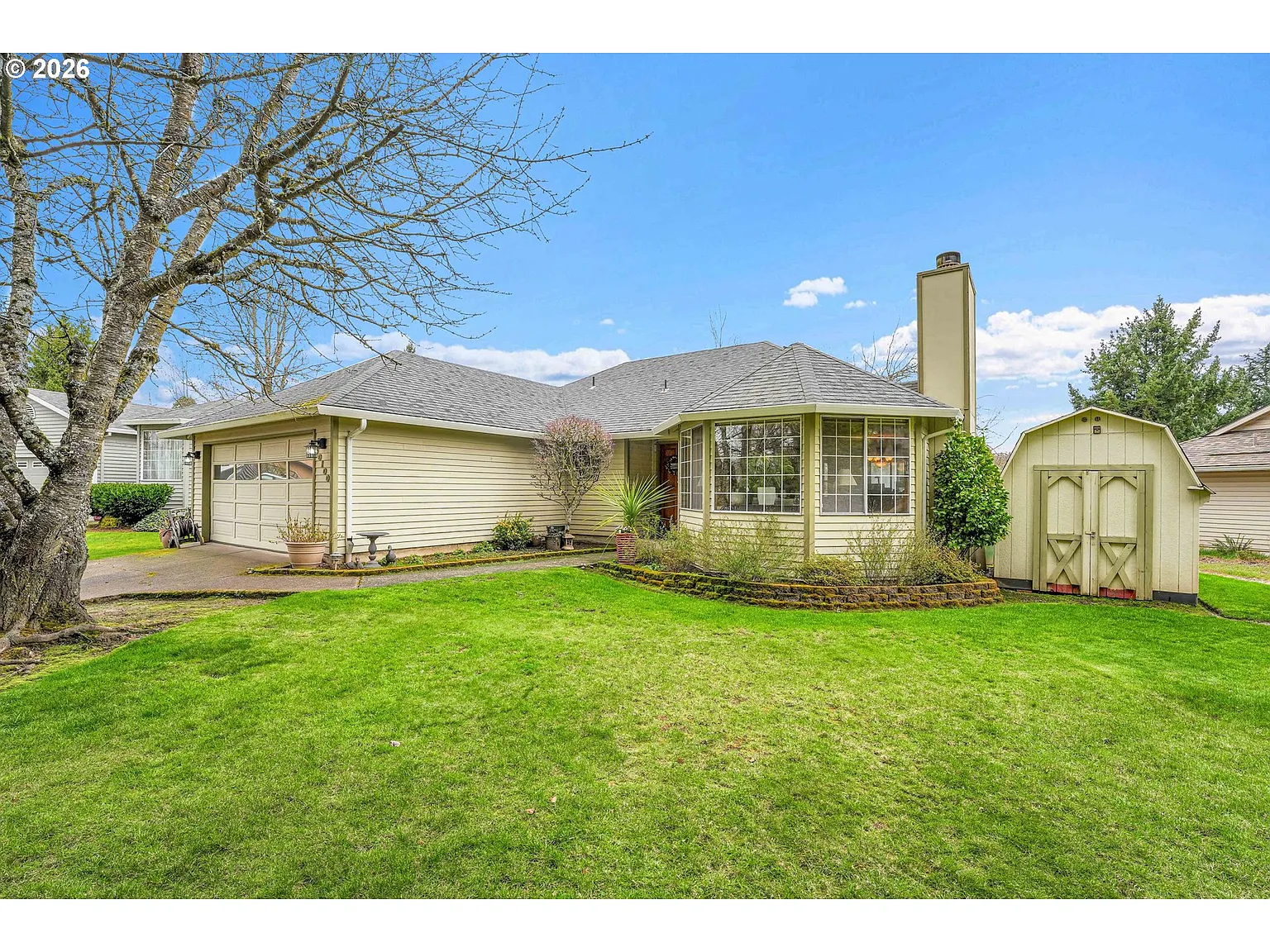 20100 SW 72nd Ave photo 1