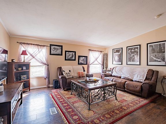 4th image of 22612 County Road 4171