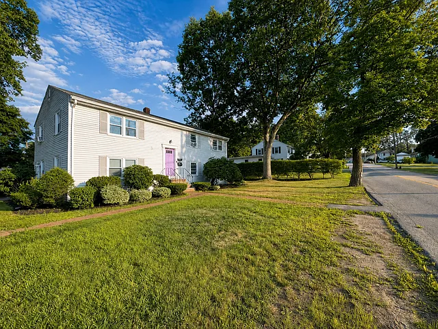 127 Norfolk St #1 — Photo 3