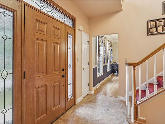 4th image of 1022 Faulkner Way