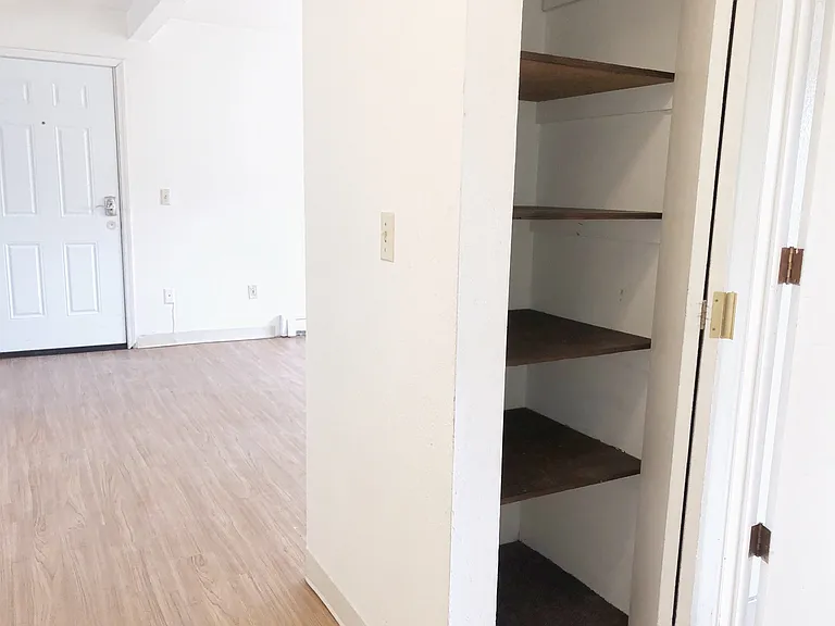 1011 W 76th Ave — Photo 16