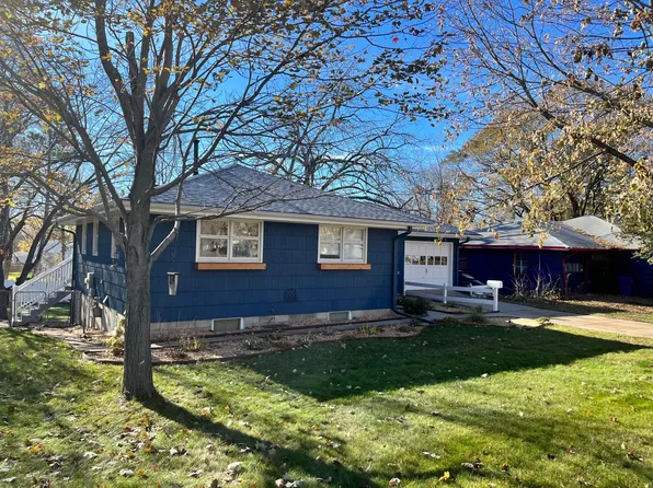 953 Main St NW, Elk River, MN 55330