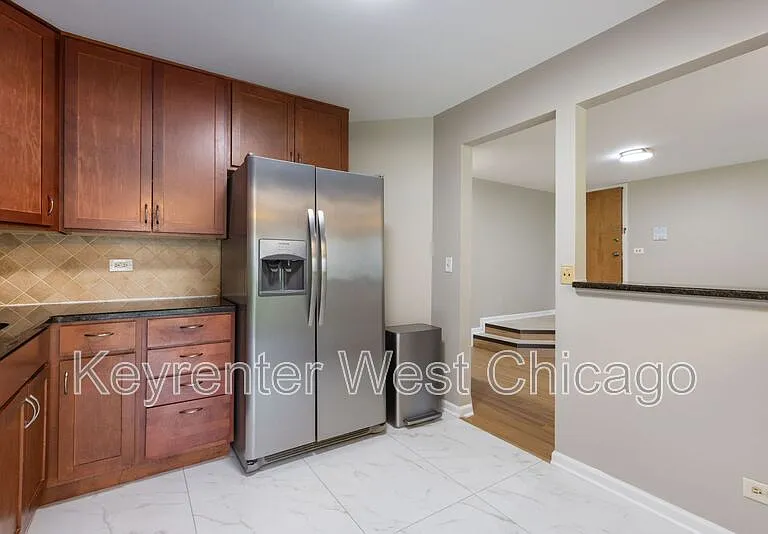 1851 Fox Run Dr #B — Photo 10