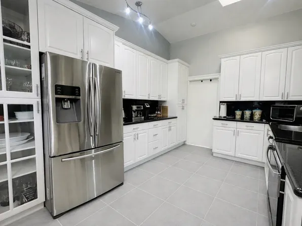 21023 Rustlewood Ave #21023, Boca Raton, FL 33428