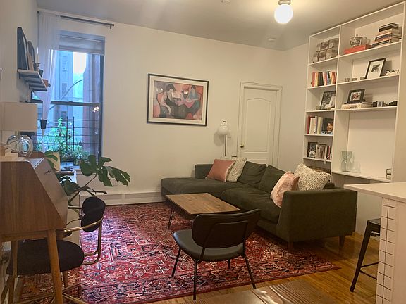 4th image of 539 W 144th St #1