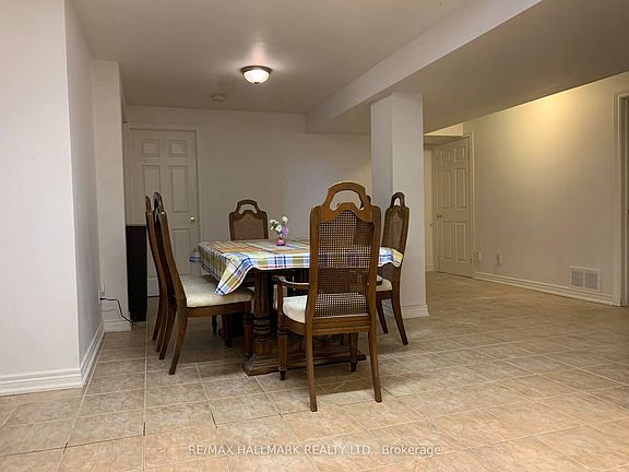 5th image of 415 Marybay Cres
