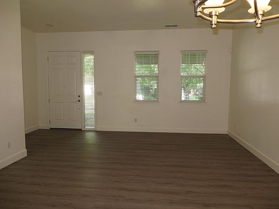 2nd image of 9665 Country Falls Ln
