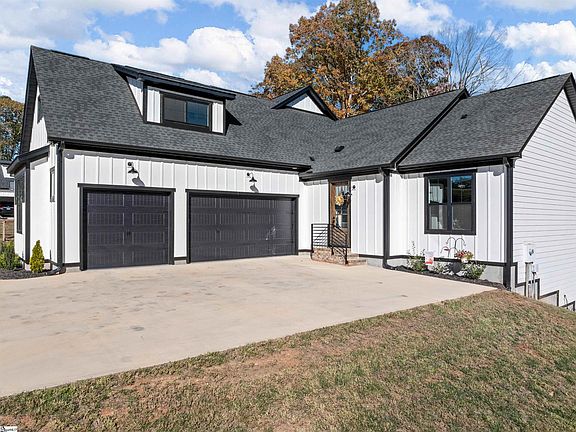 3rd image of 2355 Mays Bridge Rd