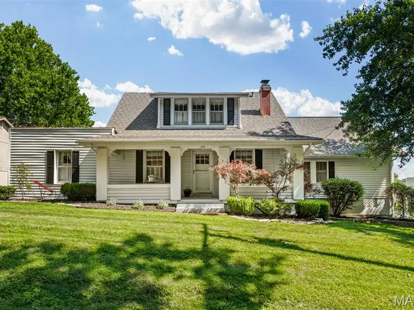 273 Old Sulphur Spring Rd, Ballwin, MO 63021