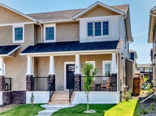 66 N Rivercrest Cmn, Cochrane, AB T4C 2A4