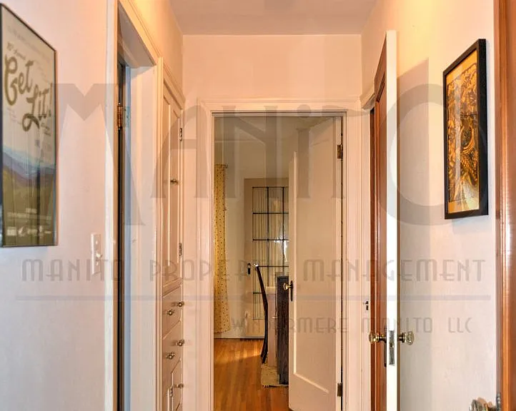3321 N Columbia Cir — Photo 28