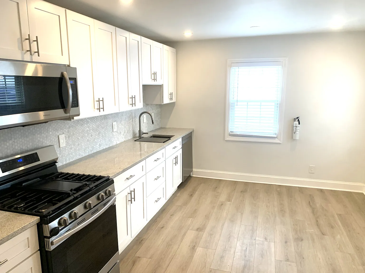 2 bed, $2,400 — Photo 2