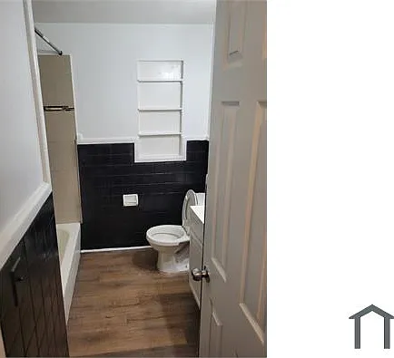 3 bed, 1300 sqft, $1,300 — Photo 3