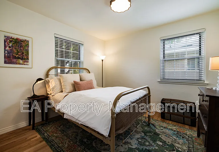 520 San Pasquale Ave SW — Photo 26