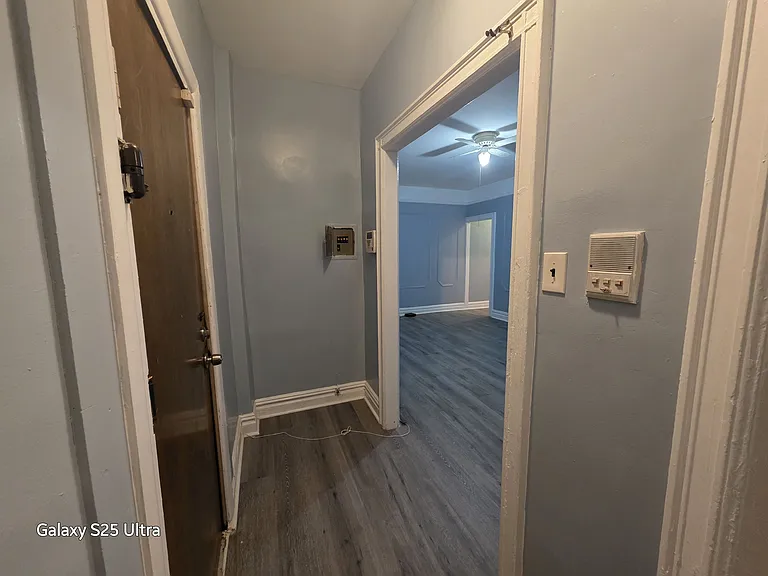 124 Storms Ave #3L — Photo 9
