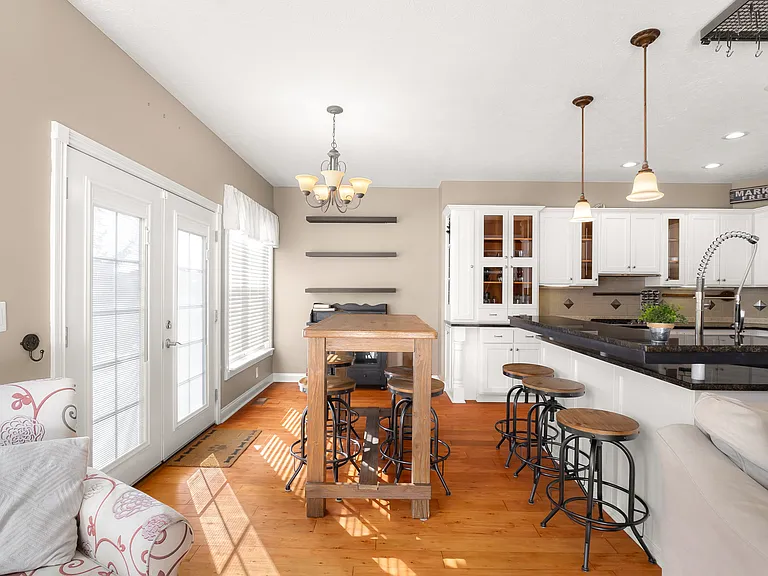 4377 Westminster Pl — Photo 18