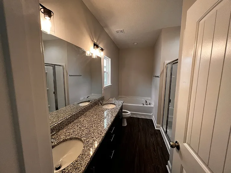 1315 Grayson Ave — Photo 11