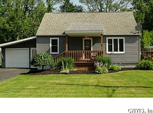 5461 Omara Dr, Brewerton, NY 13029