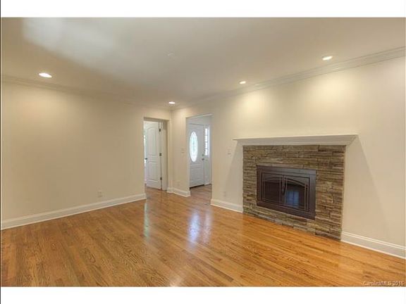 2nd image of 1418 Binford Ct