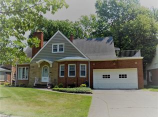 10491 Halcyon Dr, Parma Heights, OH 44130
