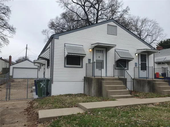 3545 Saint Sebastian Ln, Saint Ann, MO 63074