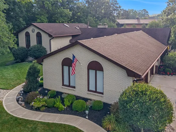 1995 Indian Head Rd, Dayton, OH 45459