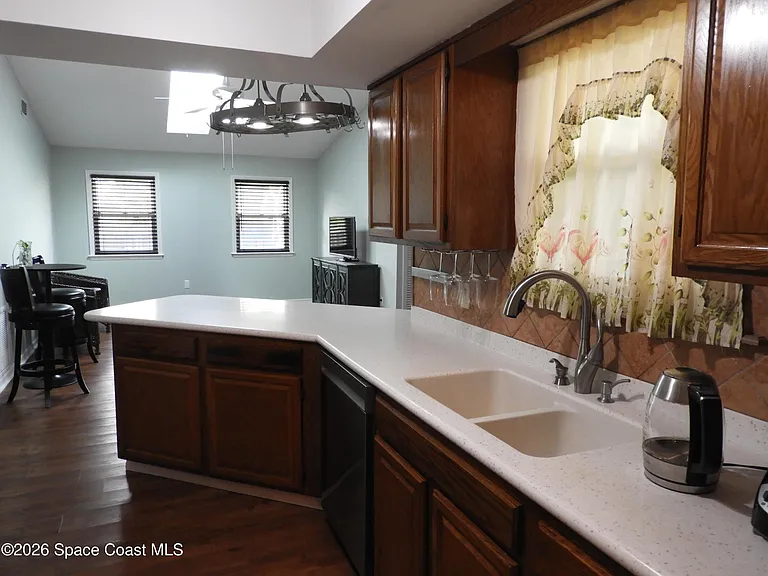 1220 Snowbird Ave NW — Photo 8