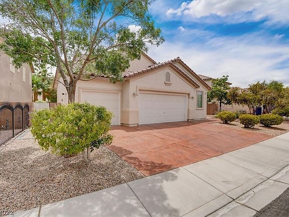 3rd image of 8421 Hirsch Mountain Dr