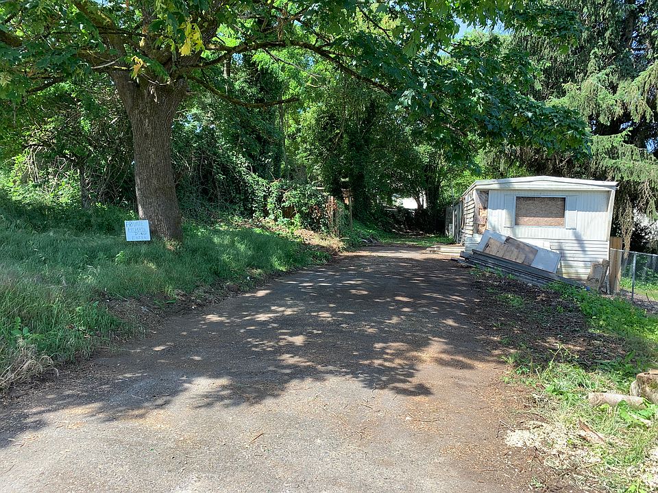 2nd image of 7002 NE 47th Ave