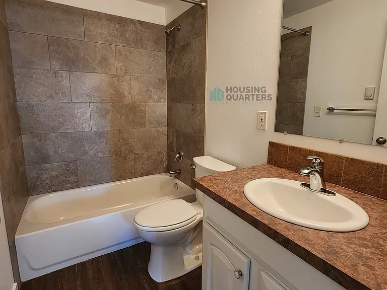 2917 N Mayfair St #8 — Photo 6