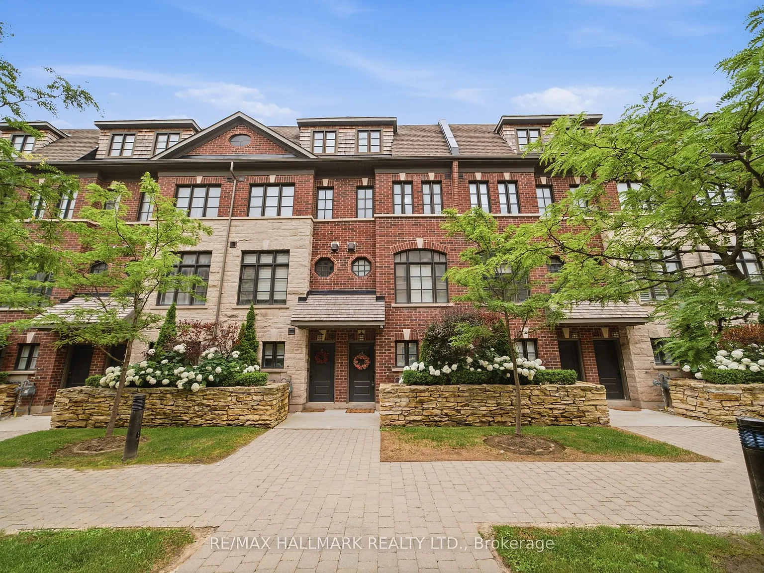 4 bed, $4,200 — Photo 2