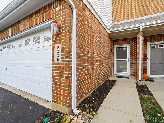 2nd image of 9235 Great Lakes Cir