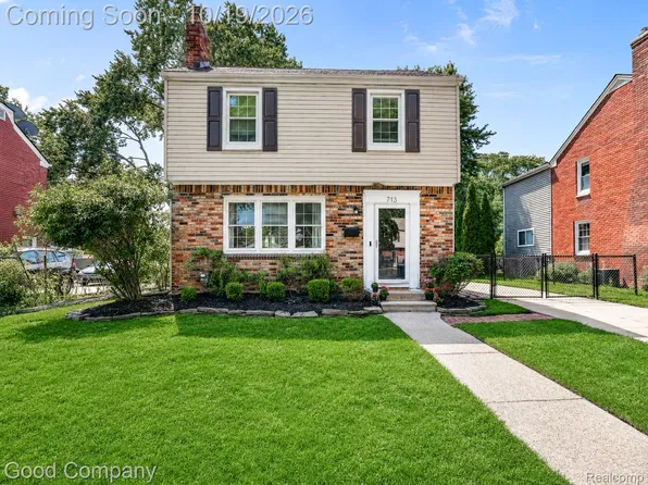 713 N Wilson Ave, Royal Oak, MI 48067