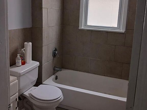 5th image of 28 Princeton St #1R