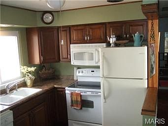 5th image of 109 Elbring Dr