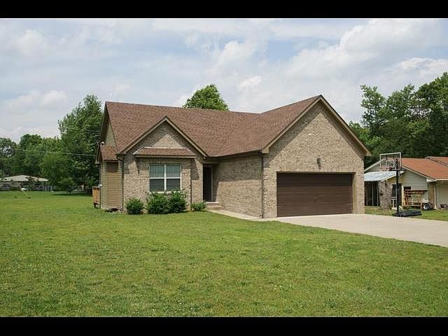 1st image of 2075 Skyview Cir