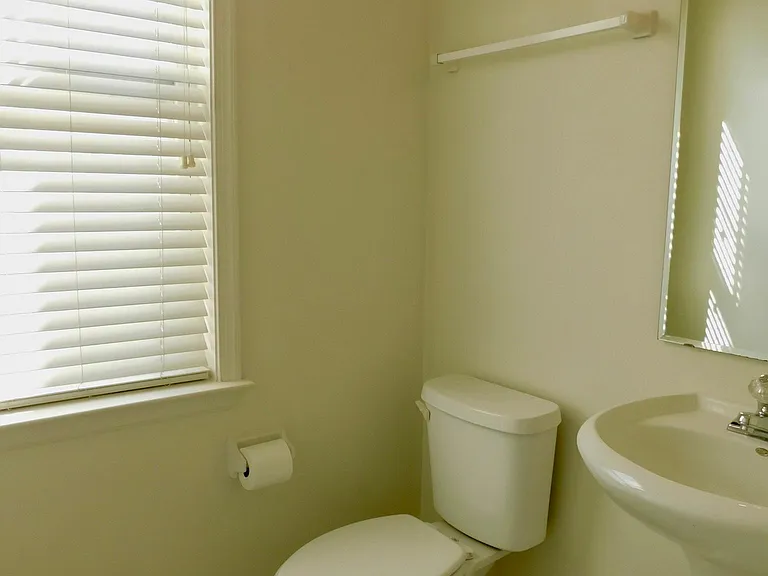 4728 Beach Bay Ct — Photo 13
