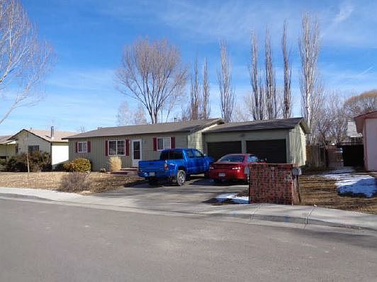 2nd image of 1934 Rose Ct
