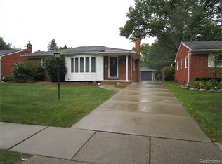 1785 Bowers St, Birmingham, MI 48009