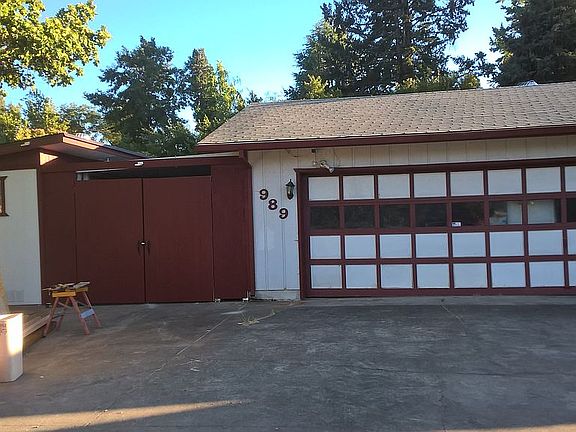 2nd image of 989 Fruitdale Dr