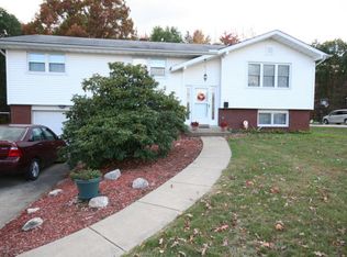 212 Riverside Dr #L-6, Eynon, PA 18403
