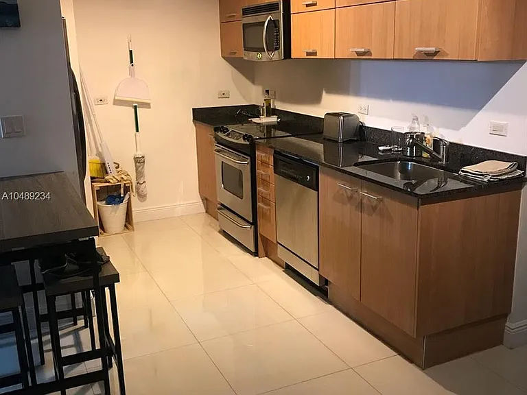 350 S Miami Ave #2515 — Photo 4