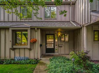 3755 Cedaridge Rd, Kalamazoo, MI 49008