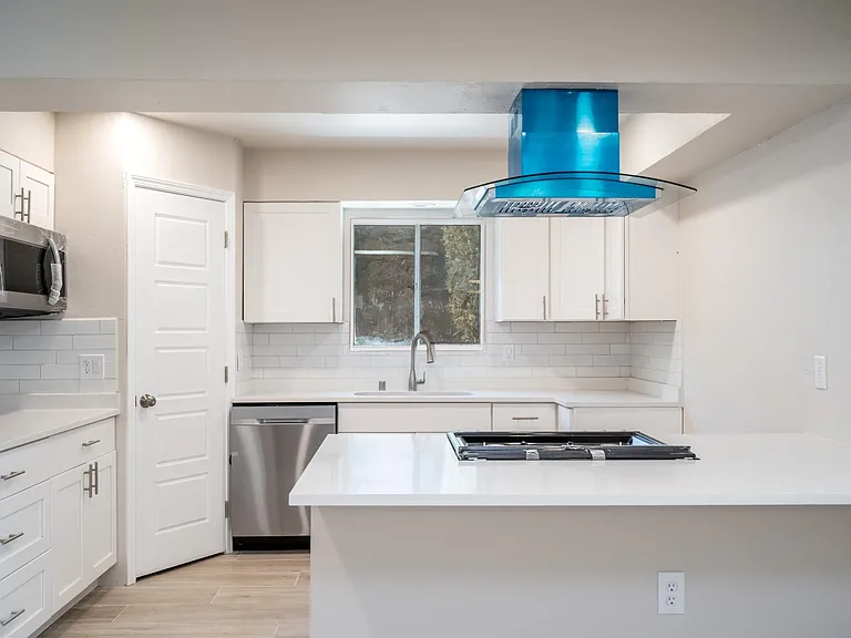 4010 Bancroft Dr #1 — Photo 23