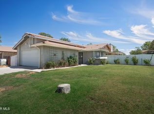 43732 La Paz Ln, Lancaster, CA 93535