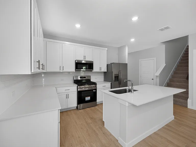 3508 Brazos Dr — Photo 14