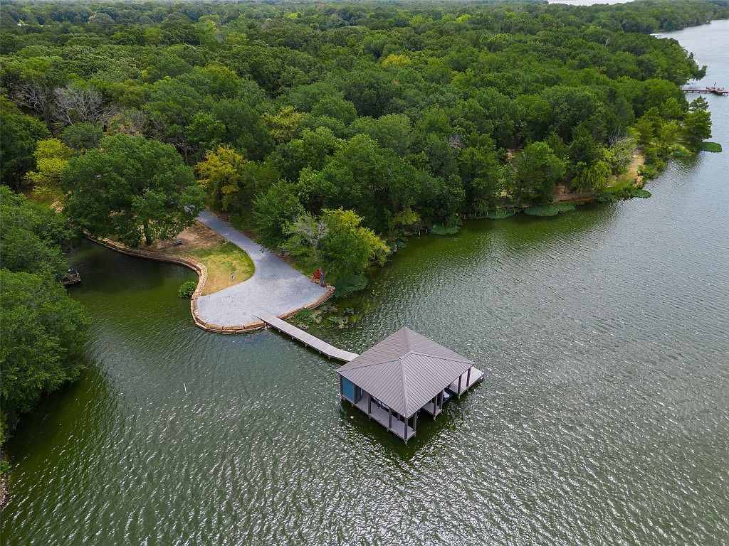 9735 Northpark Dr, Bonham, TX 75418 Zillow