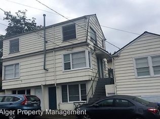 306 Olympic Ave APT 4, Bremerton, WA 98312