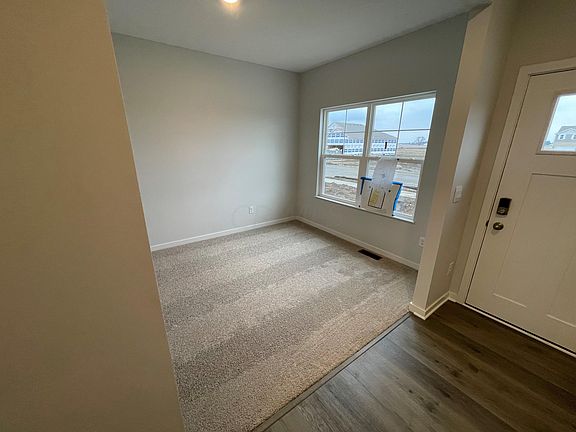 3rd image of 739 Whitney Dr