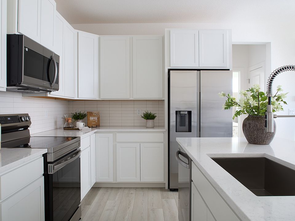 1st image of 11940 Soprano Cres Unit 204